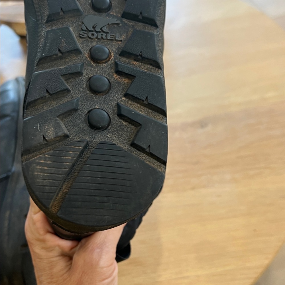 Sorel Puffer Boots - Picture 8 of 15